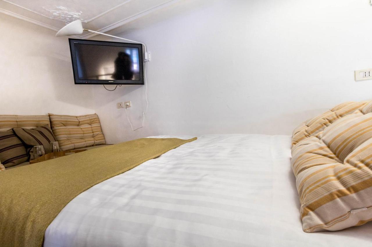 Joivy Modern Studio Near City Centre Apartment Milano Exterior foto